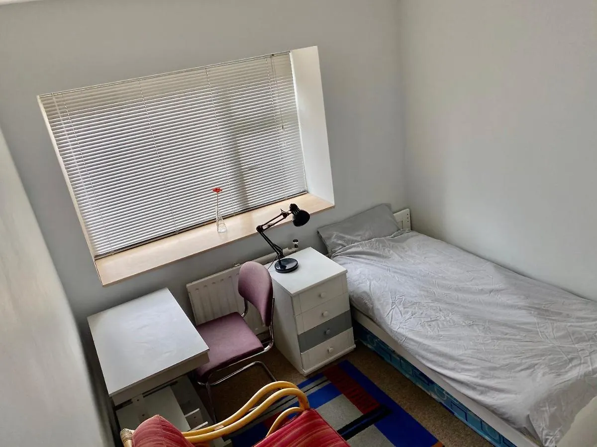 Homestay Blue Beach Apartment Brighton